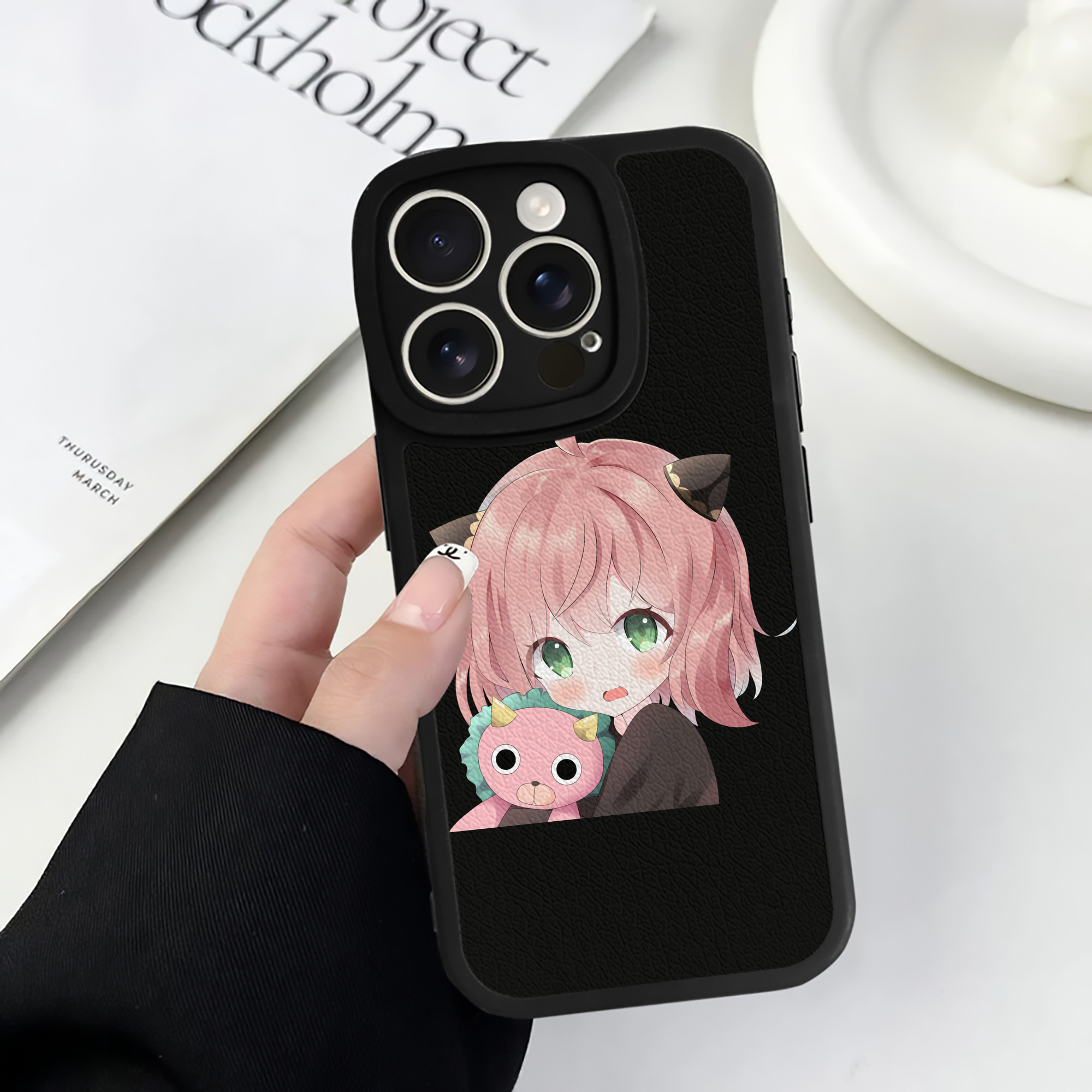 （画像用） SPY×FAMILY间谍家家酒 【iPhone 16シリーズ対応】シリコンスマホケース（レザー調） 材質：シリコン